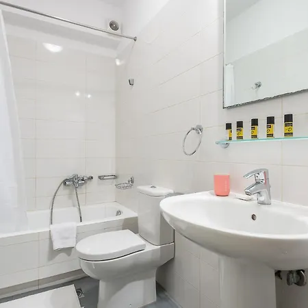 Adelos Luxury Villa-Maisonnete With Pool In Elliniko Athens *