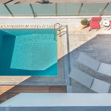 Adelos Luxury Villa-Maisonnete With Pool In Elliniko Athens Villa